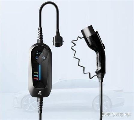 Испытания системы зарядки электромобилей на сопротивление теплу и огню