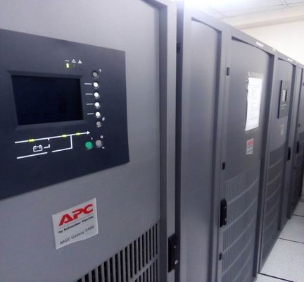Испытание бесперебойной энергосистемы UPS для ограниченных токовых цепей